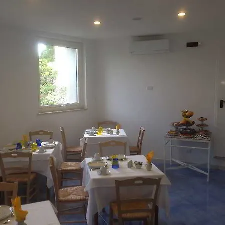 Boutique Hotel Helios (Adults Only) Sorrento Esterno foto